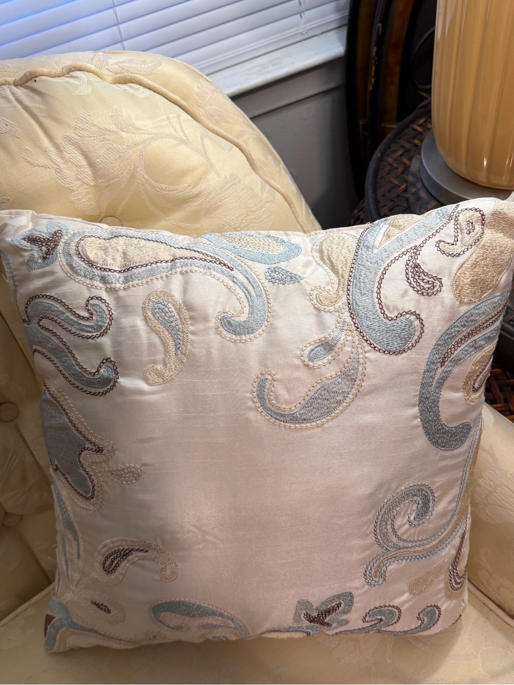 18”x18” SQUARE THROW PILLOW